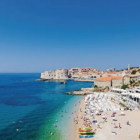 Hortensia-with Private Pool And Beaches Front Vila *