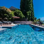 Вилла Hortensia-with Private Pool And Beaches Front