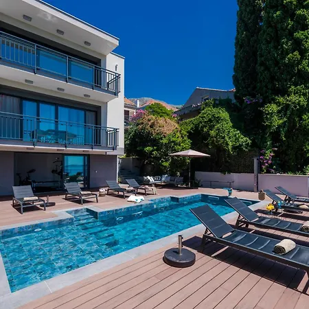 Hortensia-with Private Pool And Beaches Front *