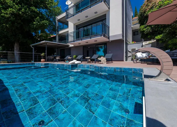 Hortensia-with Private Pool And Beaches Front Villa *