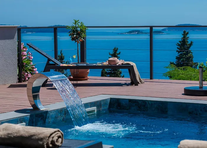 Villa Hortensia-with Private Pool And Beaches Front Mlini